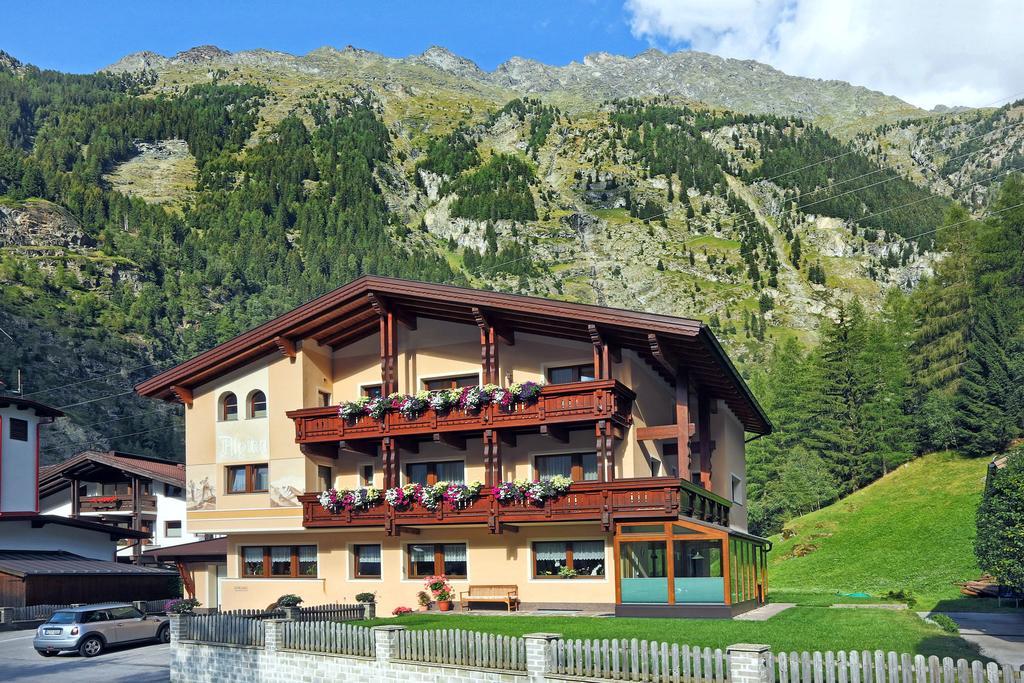 Apart Alpina Huben Längenfeld Екстериор снимка